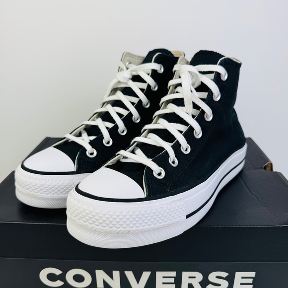 Converse Chuck Taylor All-Star Lift Platform Shoes Black & White Women's Size 8 - Picture 2 of 12